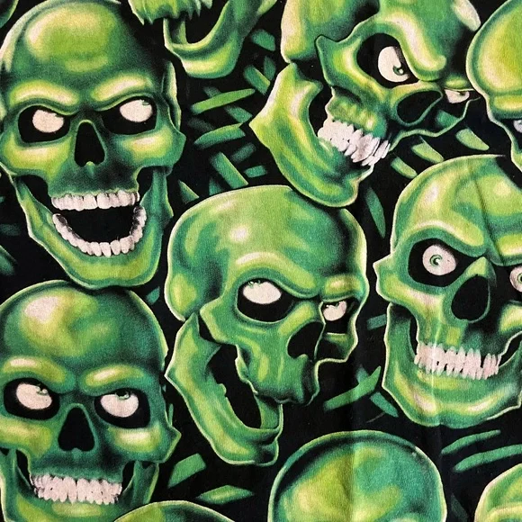 Skull t shirt - Picture 2 of 4